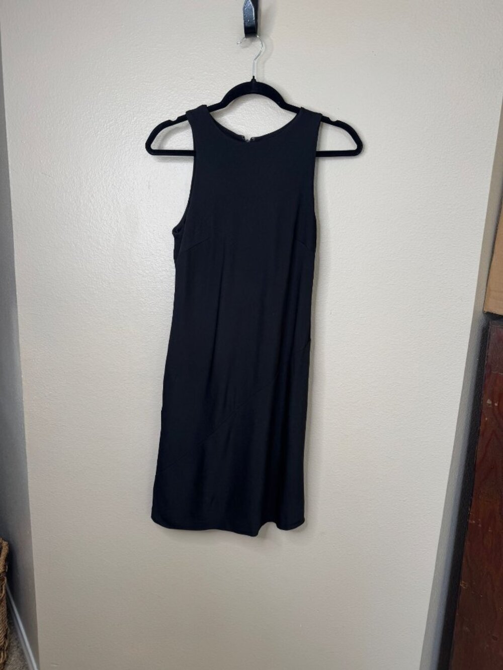 Ann Taylor Black Sleeveless Mini Sheath Dress  2 Rayon Blend Round Neck Zipper